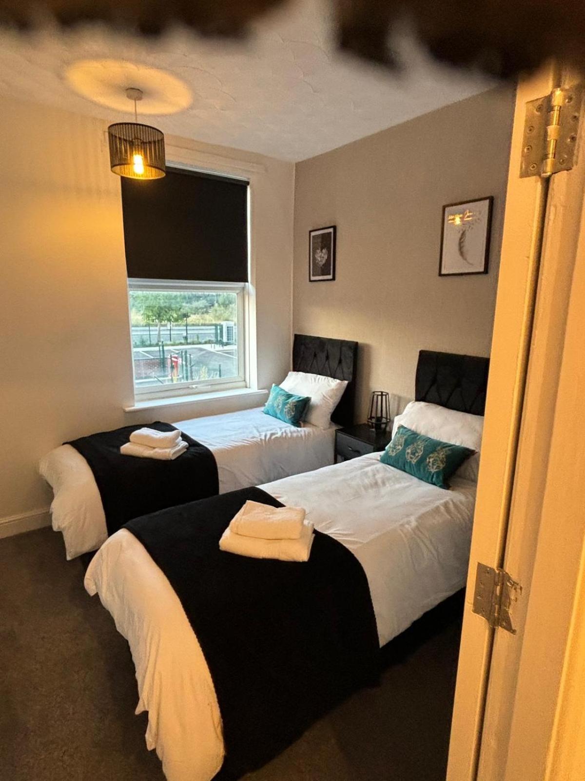 Villa Stunning House - Sleeps 7 - 5 Mins Walk To Lincoln High Street - Parking - Wifi Exterior foto