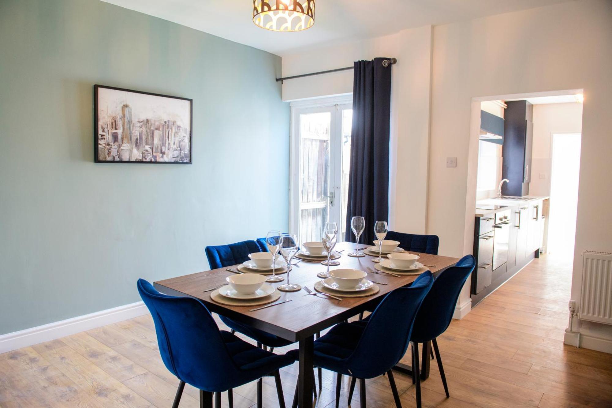 Villa Stunning House - Sleeps 7 - 5 Mins Walk To Lincoln High Street - Parking - Wifi Exterior foto