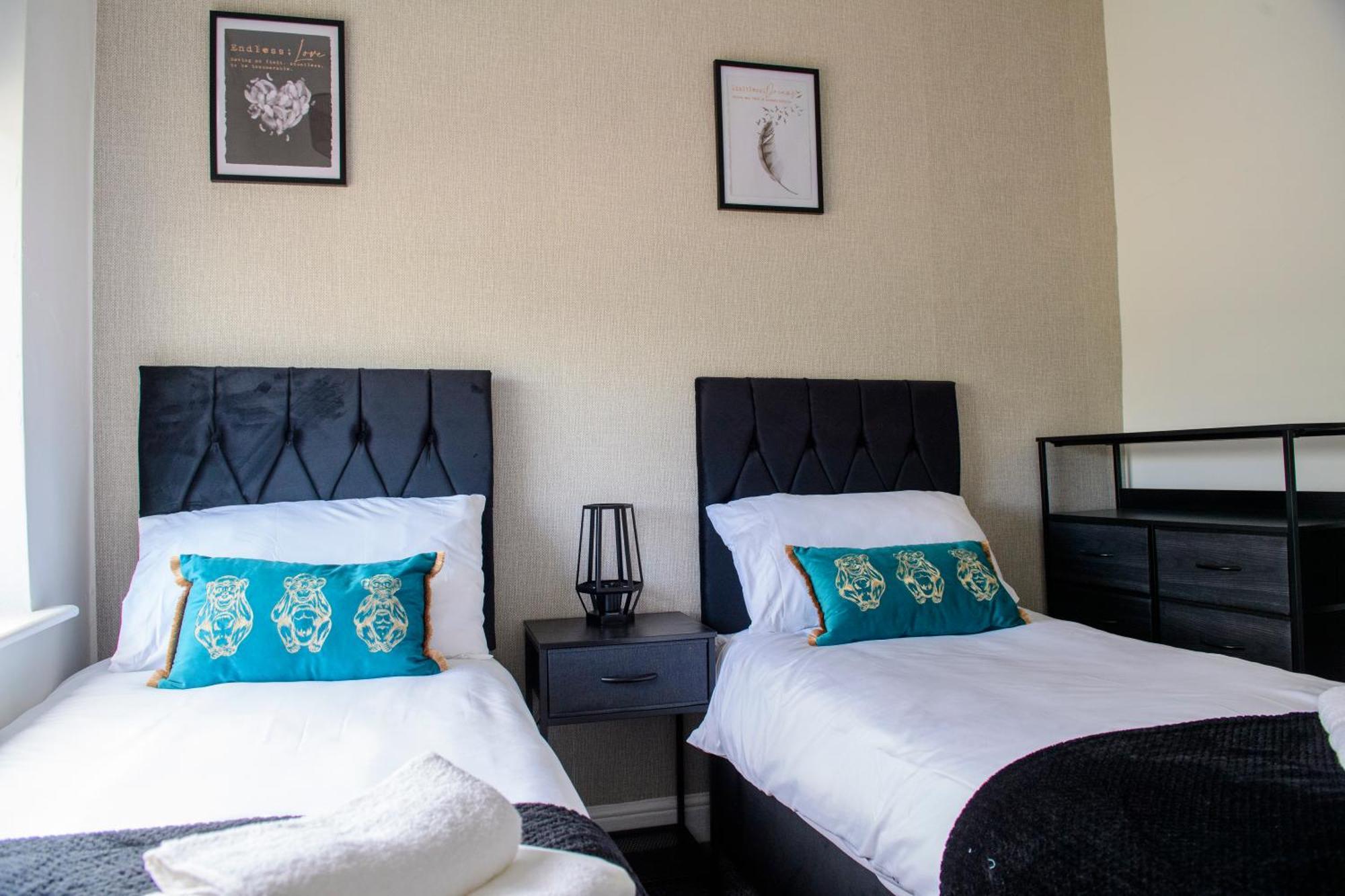 Villa Stunning House - Sleeps 7 - 5 Mins Walk To Lincoln High Street - Parking - Wifi Exterior foto